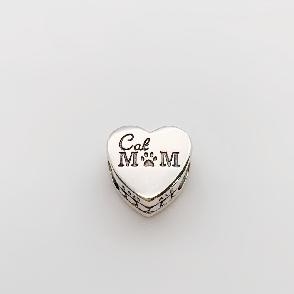 Engravable Cat Mom Heart Charm